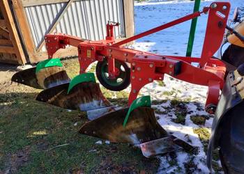Pług Agro-masz 3 skibowy