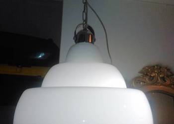 Piękna lampa.szkło mleczne.
