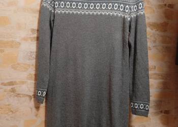 (2XL/3XL) (44/46) Szara sukienka dzianinowa z golfem z Londynu