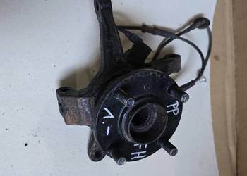 Suzuki Ignis FH 00-03 zwrotnica piasta zawieszenia przód