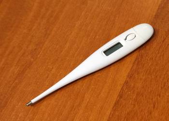 termometr elektroniczny dla dzieci i dorosłych bezpieczny certyfikowany