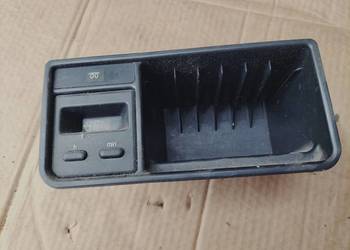 SCHOWEK ZEGAREK FORD SIERRA