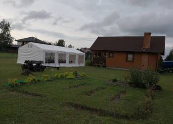 Wynajem namiotów krzesła stołów