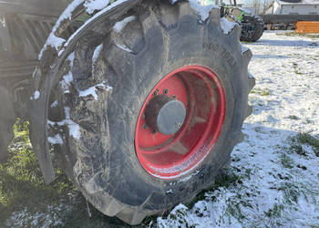 Fendt 828 Vario - felga przód R30