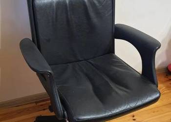 Fotel obrotowy biurowy skórzany masywny na kółkach