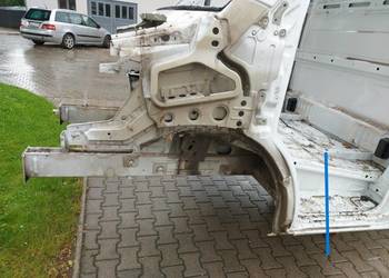 MERCEDES Sprinter W907 Podłużnica ćwiartka przód lewa