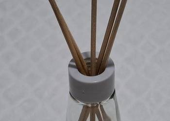 Buteleczka na olejki zapachowe, aromatyzer, odświeżacz powietrza, 75ml (Kre