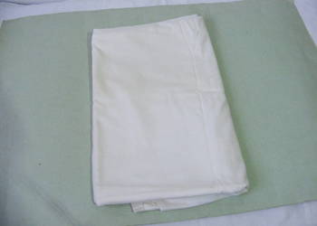 Materiał biały pościelowy Rozmiar 90 cm x 240 cm