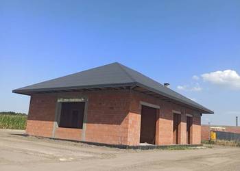 FUNKCJONALNY  DOMEK DLA  RODZINKI