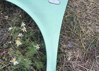 Blotnik przod lewy volkswagen golf 4 zielony