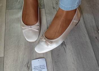 (40) ASOS/ Kremowe baleriny wieczorowe z Londynu, NOWE