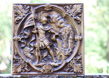 Płaskorzeźba drewniana – Święty Florian