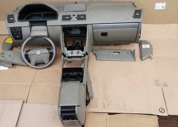Kokpit Deska rozdzielcza Volvo XC90 02-14