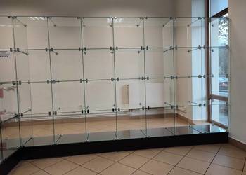 Szklane witryny sklepowe do samodzielnego montażu - szkło hartowane