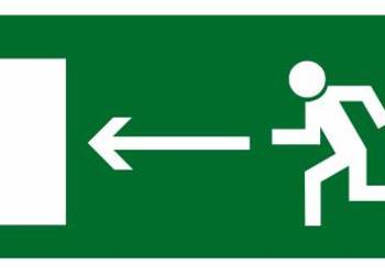 Naklejka BHP kierunek do wyjścia drogi ewakuacyjnej w lewo AA003