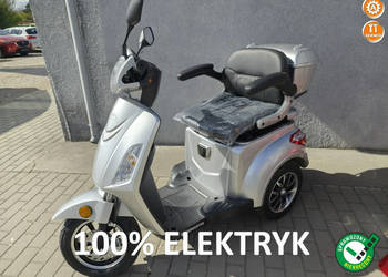 Iamelectric Life Elektryczne pojazdy bez prawa jazdy.