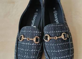 Mokasyny damskie tweedowe Bonprix czarne ze złotą ozdobą – rozmiar 38 – wkł