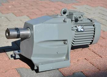 Motoreduktor 0.37kw. 16obr./min. firmy VEM