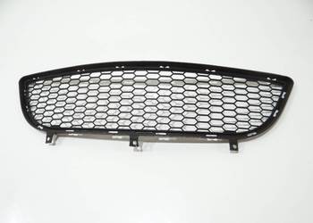 KRATKA ZDERZAKA ŚRODKOWA PRZÓD BMW E90 LCI M PAKIET 7897759