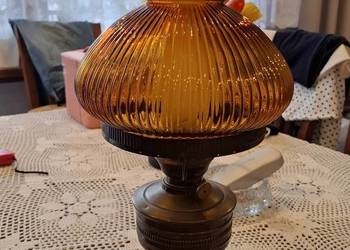 Lampa naftowa