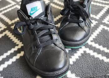 Buty sportowe, sneakersy, Nike, czarne, wiązane, rozmiar 37,5