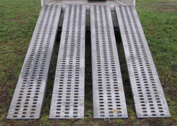 Najazdy stalowe 1x wzm. 2500x330x70mm Podjazdy Rampa Trapy
