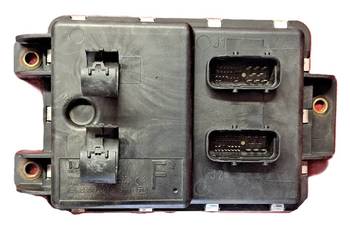 504280977 Sterownik Moduł Świateł front przód Iveco Stralis