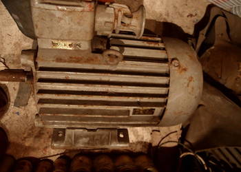 silnik elektryczny Tamel 4KW 380V 945 obr/min