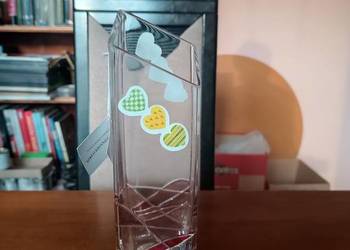 Wazon ozdobny z dekoracją typu witraż. APEX  Zakład Zdobienia Szkła