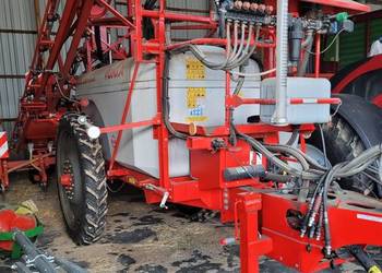 Opryskiwacz Unia Pilmet Plus 2500l