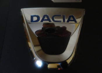 Dacia Duster II Logan Sandero emblemat znaczek logo przód