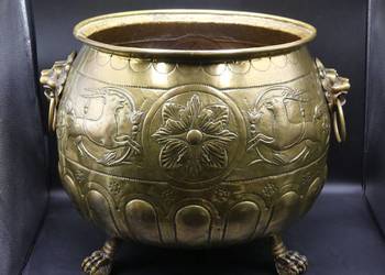 Ogromna mosiężna donica na nóżkach z ozdobnymi uszami, doniczka, osłonka