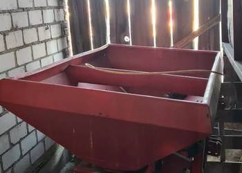 Rozsiewacz nawozu lely 700l  nie kuhn amazone rauch