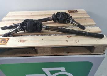 Półoś kompletna zwolnicy John Deere 7210R {Oryginał}