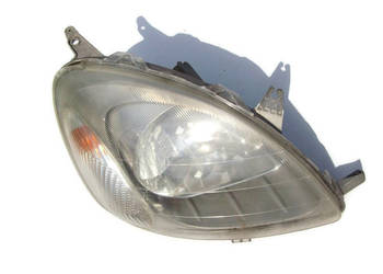 Yaris I Lampa przednia prawa prawy przod Oryginal