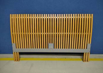 Łóżko z drewna  bukowego kompletne (rama + dno)  140 x 200 z dnem