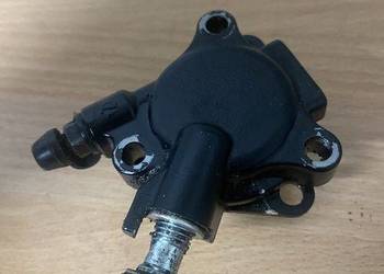 Kawasaki GTR 1400 Osłona Przekładni mocowanie uchwyt dekiel