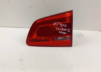 VW TOURAN II  LAMPA TYŁ PRAWA W KLAPĘ