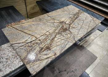 Płytki Marmur Rain Forest Brown szczotkowany 61x30,5x1,2 cm