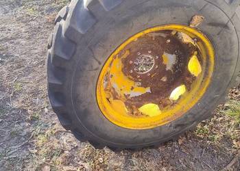 Koło do koparko ładowarki 16.9/28 Massey Ferguson
