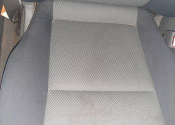 komplet foteli przód + tylna kanapa dzielona  CHEVROLET
