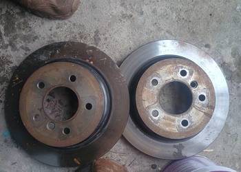 tarcze hamulcowe BMW E91 tył 2.0d z 2010r.