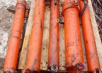 Silowniki hydrauliczni Atlas 1404, 1504