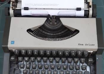 TBS De Lux maszyna do pisania przenośna