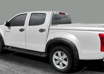 Poszerzenia Nadkoli Błotników ISUZU D-MAX 2016+ Tuning top Imitacja śrub