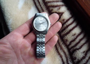 Zegarek damski na bransolecie Casio MTP-1129