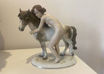 Figura DZIEWCZYNA Z KONIEM - FRITZ -ROSENTHAL