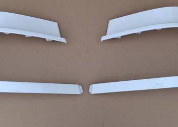 SCANIA R S RAMKA OBUDOWA REFLEKTORA LEWA OSŁONA BIAŁA 2609156