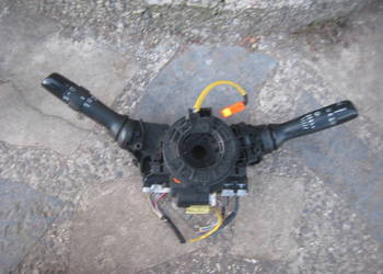 Przełącznik zespolony pająk manetki świateł wycierac Toyota Yaris II 05-