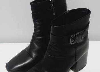 Botki skórzane na słupku jesień / wiosna   Gino Rossi 39 czarne